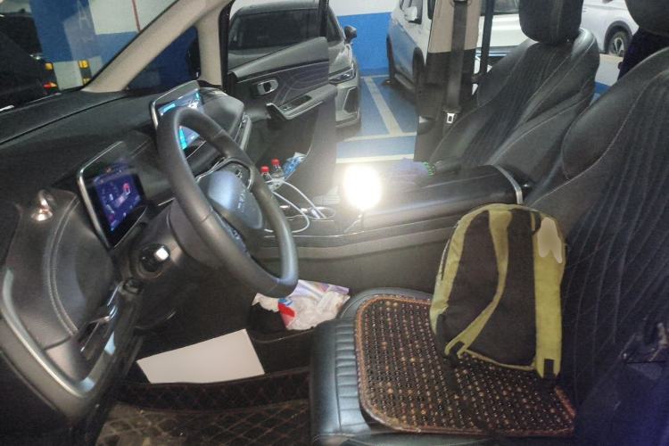 Used SAIC MAXUS Dajia 9 2022 Long-Range Oasis 7-Seater Version Left Front Seat