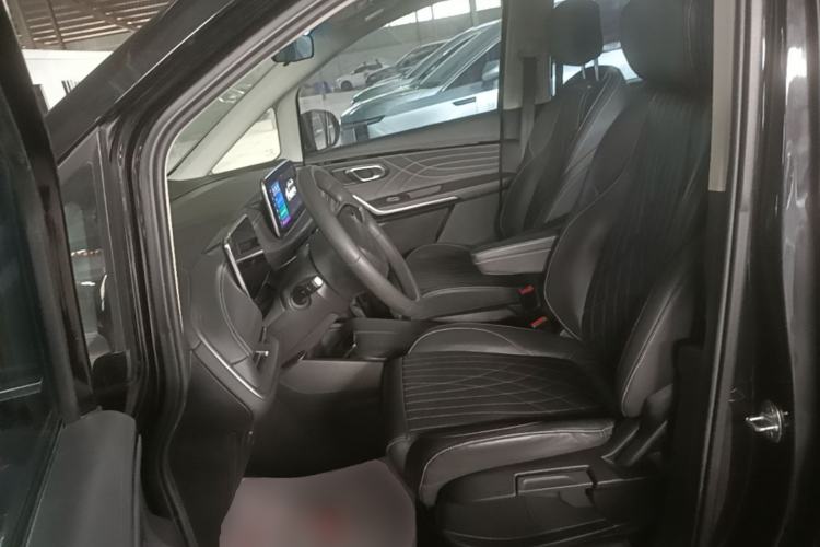 Used SAIC MAXUS Dajia 9 2022 Long-Range Oasis 7-Seater Version Left Front Seat
