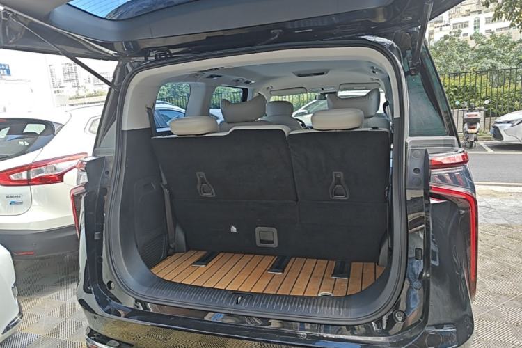 Used SAIC MAXUS Dajia 9 2022 Long-Range Oasis 7-Seater Version Trunk