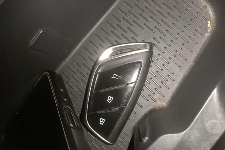 Used SAIC MAXUS Dajia 9 2022 Long-Range Oasis 7-Seater Version Vehicle Key