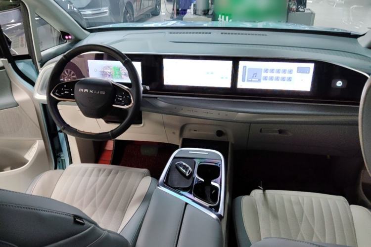Used SAIC MAXUS Dajia 9 2022 Long-Range Forest Seven-Seater Version Center Console