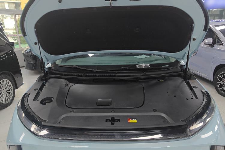 Used SAIC MAXUS Dajia 9 2022 Long-Range High-Mountain 7-Seater Version Engine Bay