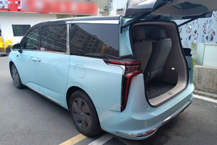 Used SAIC MAXUS Dajia 9 2022 Long-Range High-Mountain Six-Seater Version Exterior 2