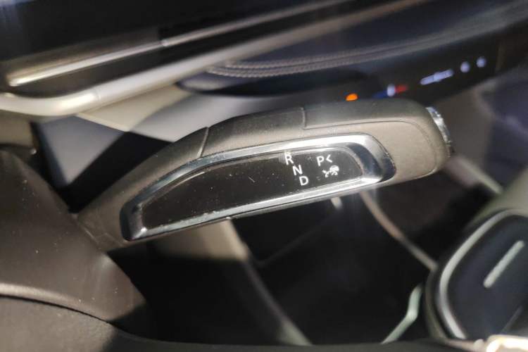 Used SAIC MAXUS Dajia 9 2022 Vast Forest Gear Lever