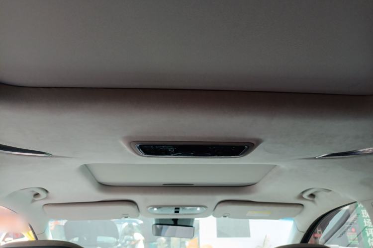 Used SAIC MAXUS Dajia 9 2022 Long-Range High-Mountain Six-Seater Version Headliner