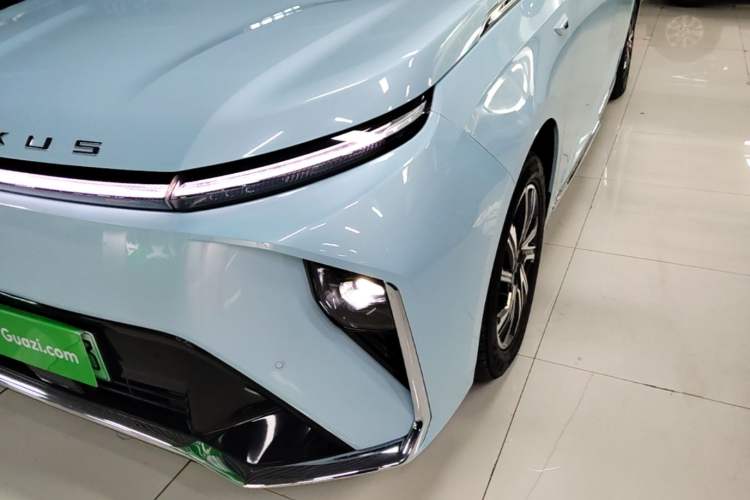 Used SAIC MAXUS Dajia 9 2022 Long-Range Forest Seven-Seater Version Left Front Headlight