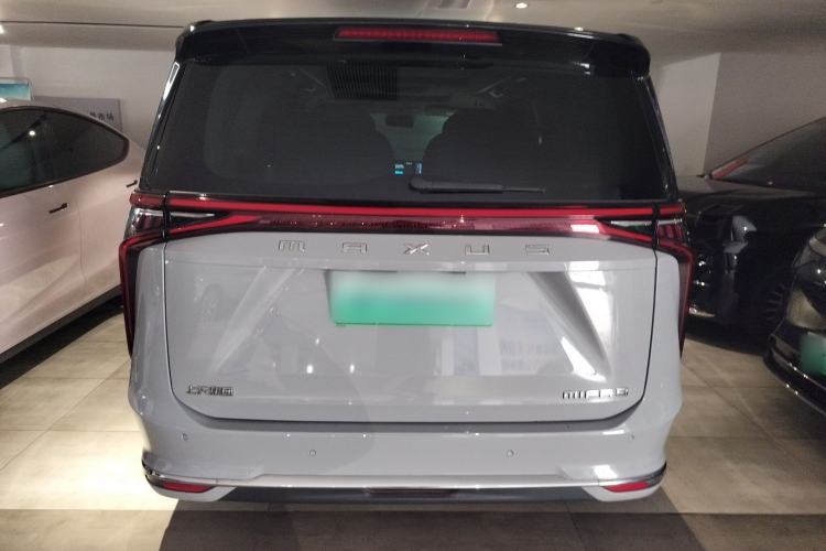 Used SAIC MAXUS Dajia 9 2022 Long-Range High-Mountain Six-Seater Version Rear