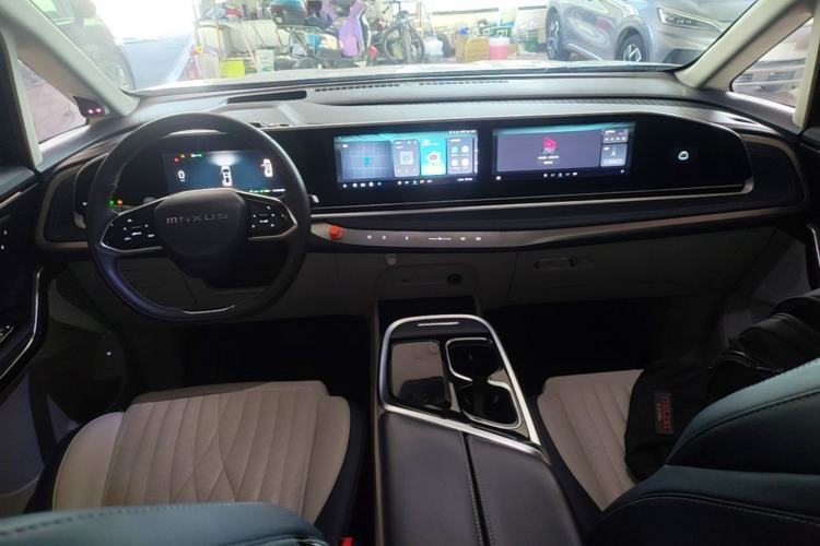 Used SAIC MAXUS Dajia 9 2022 Long-Range High-Mountain 7-Seater Version Center Console