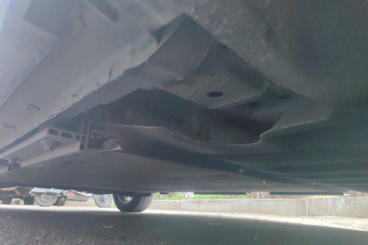 Used SAIC MAXUS Dajia 9 2023 Standard Range Grassland 7-Seater Version Chassis Front Right