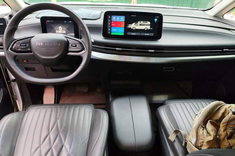 Used SAIC MAXUS Dajia 9 2023 Standard Range Oasis 7-Seater Version Interior 2