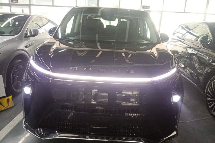 Used SAIC MAXUS Dajia 9 2024 Super Hybrid Ultra-Long Range Mountain Edition 7-Seater Exterior 1