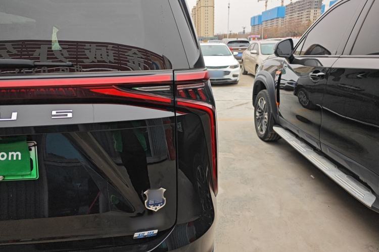 Used SAIC MAXUS Dajia 9 2024 Super Hybrid Ultra-Long Range Mountain Edition 7-Seater Exterior 6