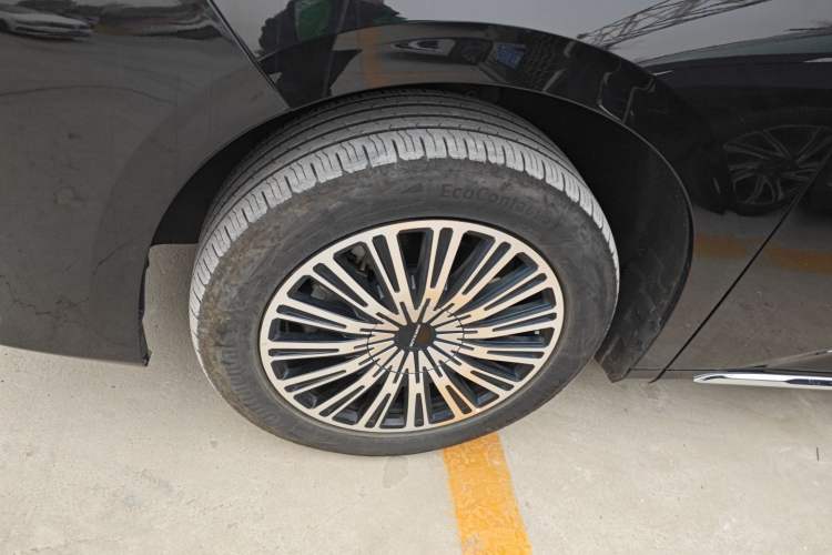 Used SAIC MAXUS Dajia 9 2024 Super Hybrid Ultra-Long Range Mountain Edition 7-Seater Exterior 7