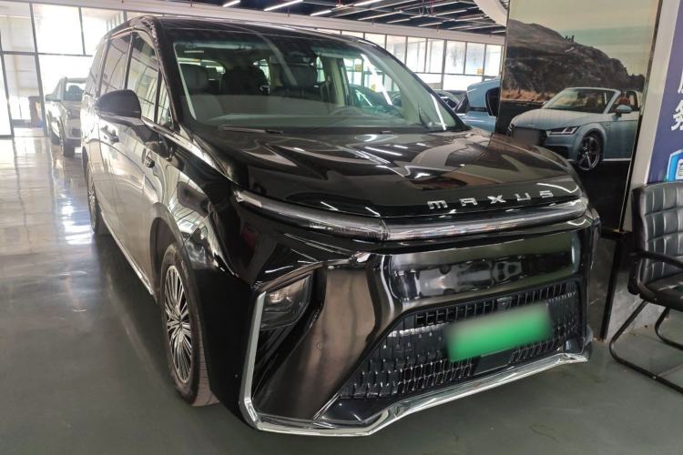 Used SAIC MAXUS Dajia 9 2024 Super Hybrid Ultra-Long Range Mountain Edition 7-Seater Front Right 45 Deg