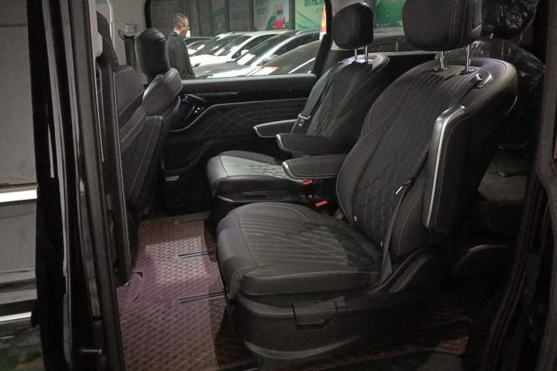 Used SAIC MAXUS Dajia 9 2024 Long-Range Executive 7-Seater Version Interior 4