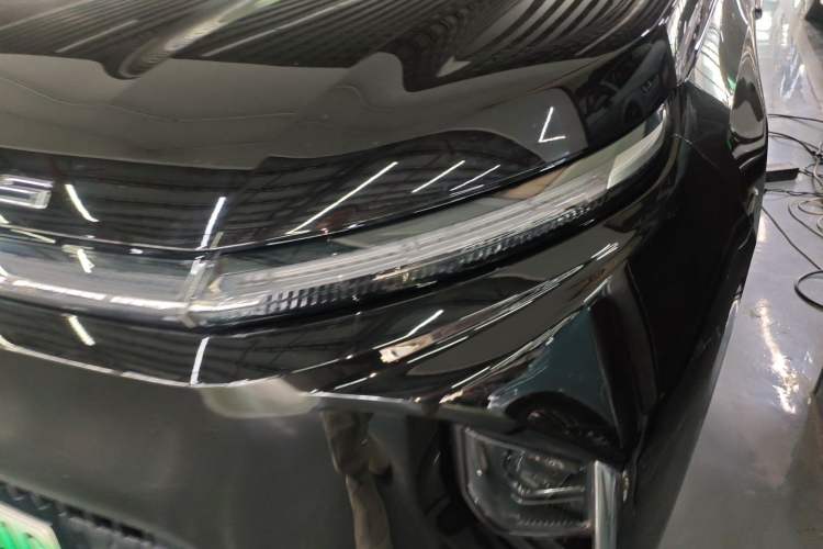 Used SAIC MAXUS Dajia 9 2024 Super Hybrid Ultra-Long Range Mountain Edition 7-Seater Left Front Headlight