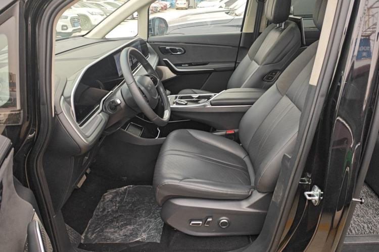 Used SAIC MAXUS Dajia 9 2024 Super Hybrid Ultra-Long Range Mountain Edition 7-Seater Left Front Seat