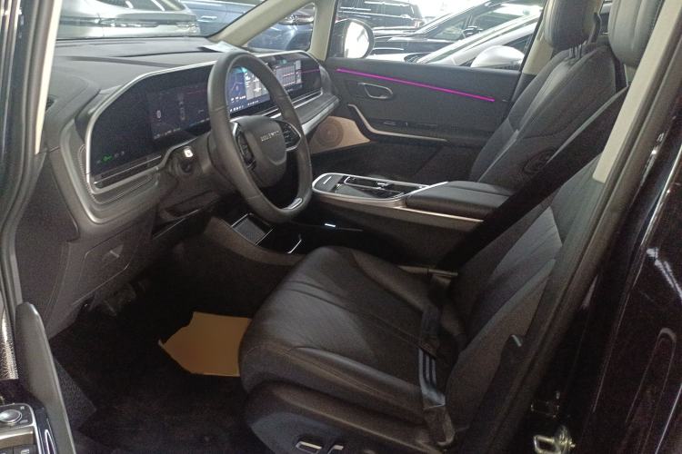 Used SAIC MAXUS Dajia 9 2024 Super Hybrid Ultra-Long Range Mountain Edition 7-Seater Left Front Seat