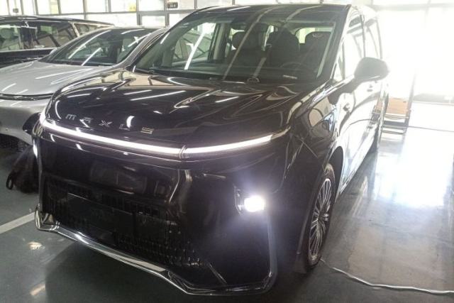 Used SAIC MAXUS Dajia 9 2024 Super Hybrid Ultra-Long Range Mountain Edition 7-Seater
