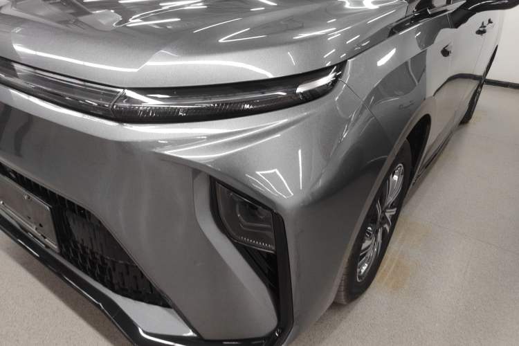 Used SAIC MAXUS Dajia 9 2024 Super Hybrid Ultra-Long Range Forest Edition 7-Seater Left Front Headlight