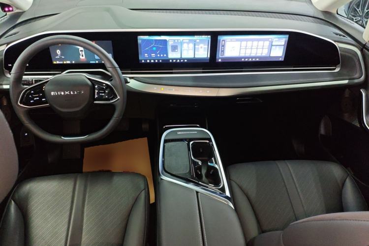 Used SAIC MAXUS Dajia 9 2024 Super Hybrid Ultra-Long Range Forest Edition 7-Seater Center Console