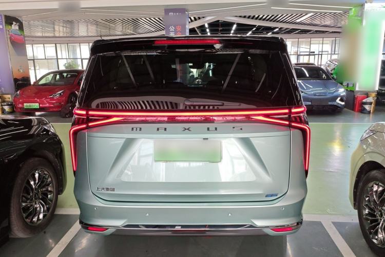 Used SAIC MAXUS Dajia 9 2024 Super Hybrid Ultra-Long Range Forest Edition 7-Seater Rear