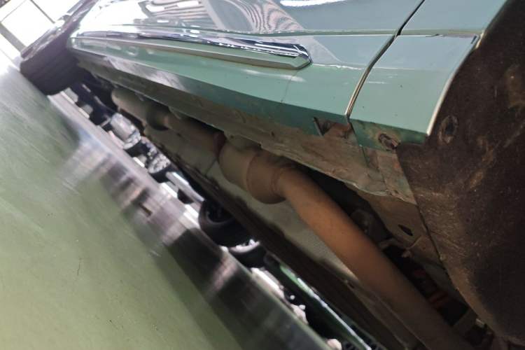 Used SAIC MAXUS Dajia 9 2024 Super Hybrid Ultra-Long Range Forest Edition 7-Seater Right Side Sill
