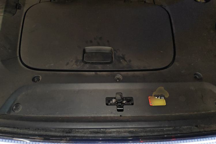 Used SAIC MAXUS Dajia 9 2024 Long-Range Forest Seven-Seater Version Engine Bay