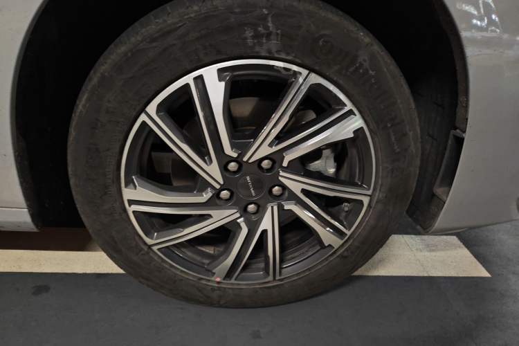 Used SAIC MAXUS Dajia 9 2024 Long-Range Forest Seven-Seater Version Exterior 7