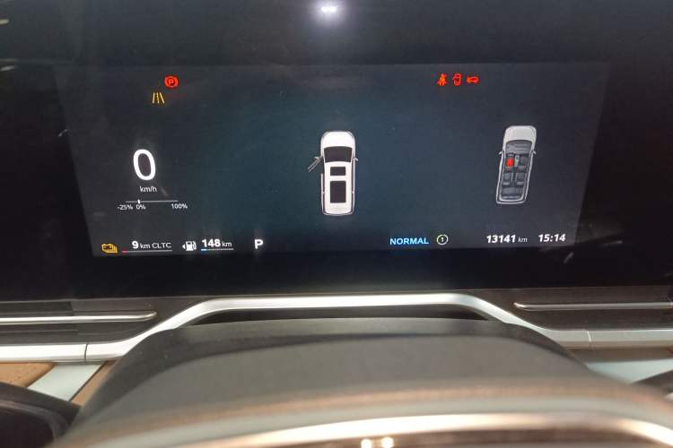 Used SAIC MAXUS Dajia 9 2024 Super Hybrid Long-Range Forest Edition 7-Seater Instrument Cluster