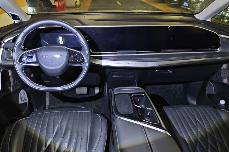 Used SAIC MAXUS Dajia 9 2024 Long-Range Forest Seven-Seater Version Interior 2