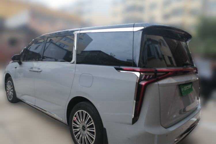 Used SAIC MAXUS Dajia 9 2024 Super Hybrid Long-Range Prairie Edition 7-Seater Rear Left 45 Deg