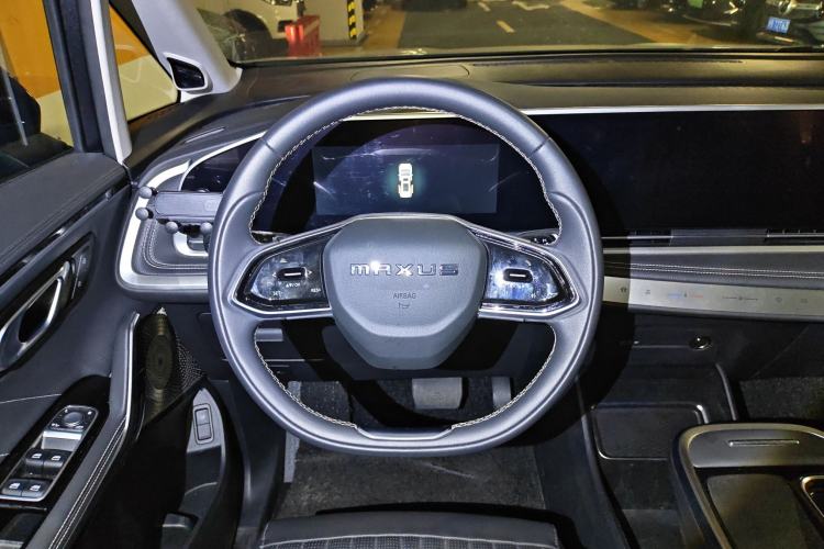 Used SAIC MAXUS Dajia 9 2024 Long-Range Forest Seven-Seater Version Steering Wheel