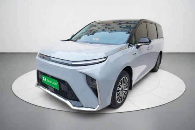 SAIC MAXUS Dajia 9 2024 Super Hybrid Long-Range Prairie Edition 7-Seater usata
