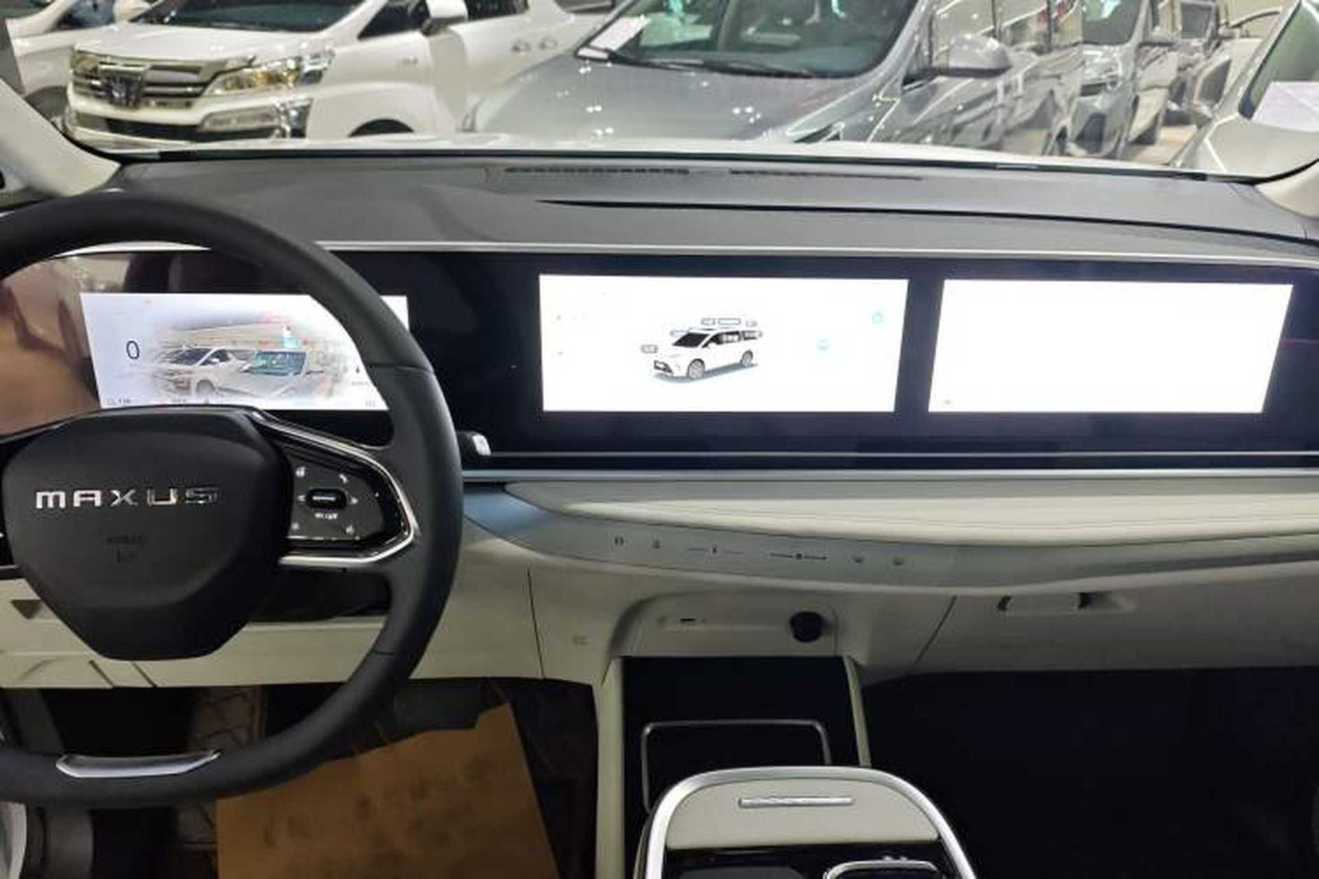 Used SAIC MAXUS Dajia 9 2024 Restyled Super Hybrid Long-Range Forest Edition 7-Seater Audio And AC Panel