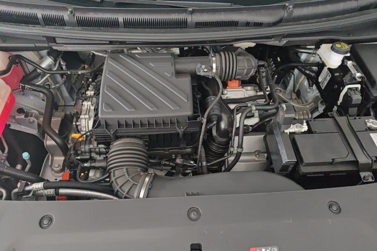 Used SAIC MAXUS Dajia 9 2024 Super Hybrid Ultra-Long Range Executive Version 7-Seater Engine Bay