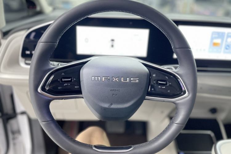 Used SAIC MAXUS Dajia 9 2024 Updated Version Super Hybrid Ultra-Long Range Forest Edition 7-Seater Interior 1