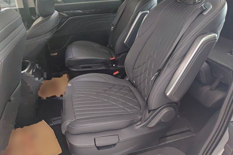 Used SAIC MAXUS Dajia 9 2024 Super Hybrid Ultra-Long Range Executive Version 7-Seater Left Rear Seat