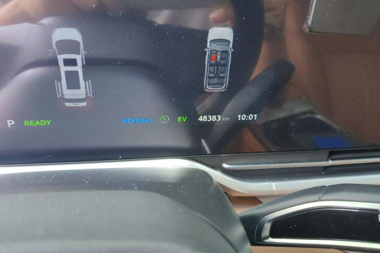 Used SAIC MAXUS Dajia 9 2024 Super Hybrid Ultra-Long Range Forest Edition 7-Seater Odometer Close Up