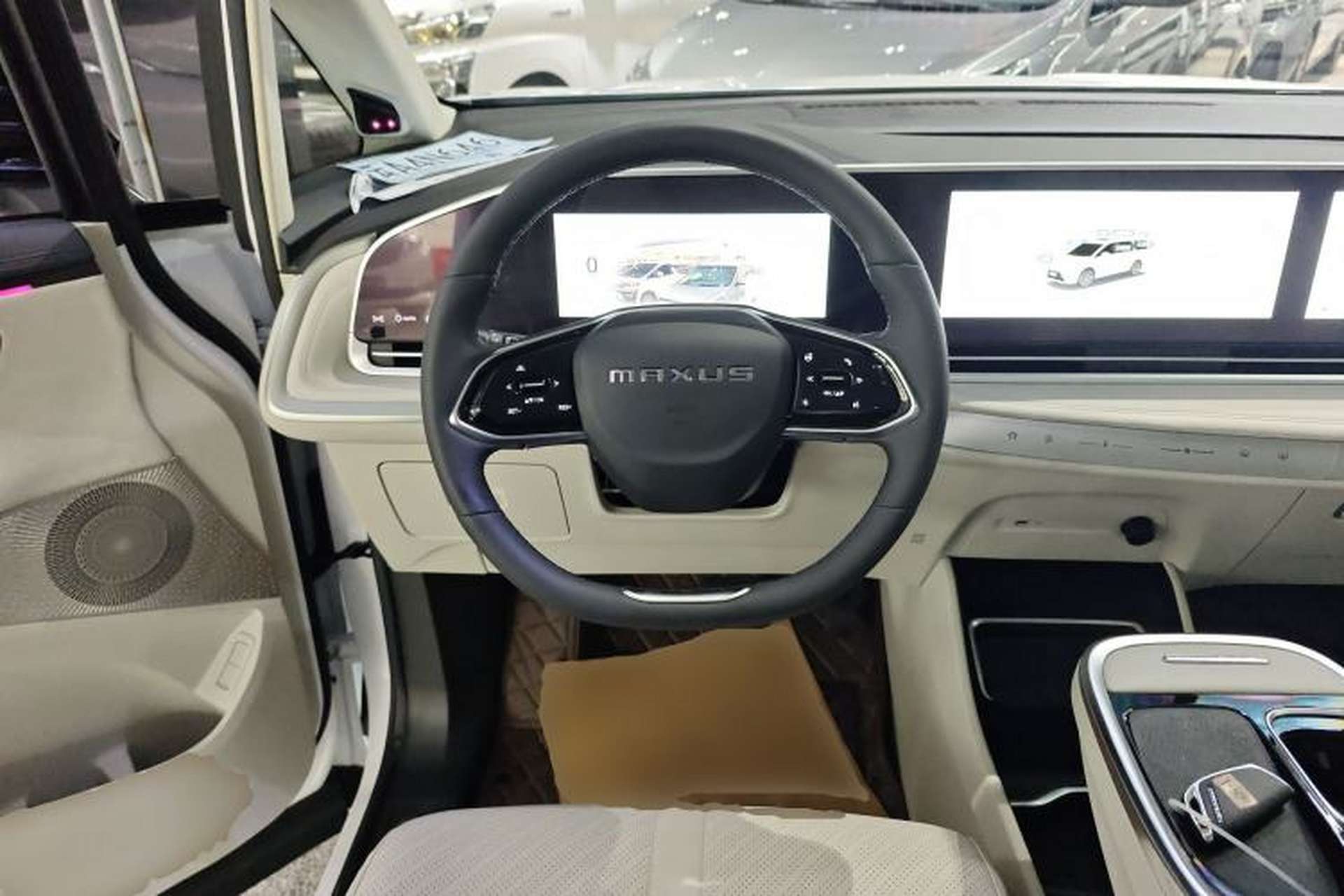 Used SAIC MAXUS Dajia 9 2024 Restyled Super Hybrid Long-Range Forest Edition 7-Seater Steering Wheel