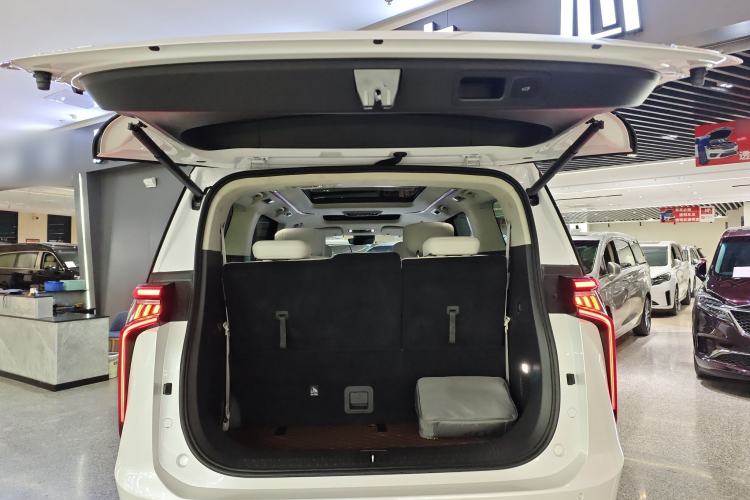 Used SAIC MAXUS Dajia 9 2024 Restyled Super Hybrid Long-Range Forest Edition 7-Seater Trunk