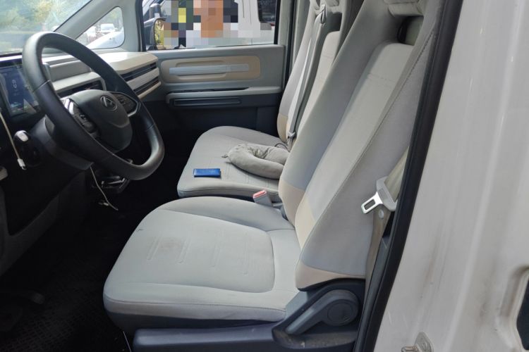 Used SAIC MAXUS Dana V1 2023 V1 Short Wheelbase Low Roof (43 kWh) Left Front Seat