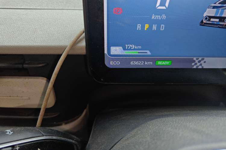 Used SAIC MAXUS Dana V1 2023 V1 Short Wheelbase Low Roof (43 kWh) Odometer Close Up