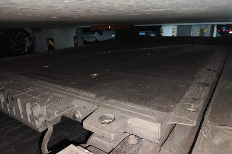 Used SAIC MAXUS Dana V1 2023 V1 Short Wheelbase Low Roof (42 kWh) Chassis Rear Left