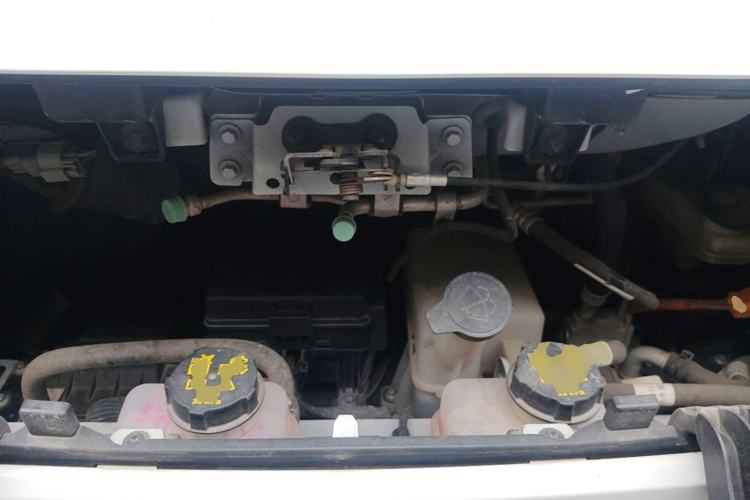 Used SAIC MAXUS Dana V1 2023 V1 Short Wheelbase Low Roof (42 kWh) Engine Bay