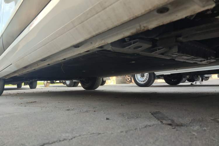 Used SAIC MAXUS Dana V1 2023 V1 Short Wheelbase High Roof (43 kWh) Left Side Sill