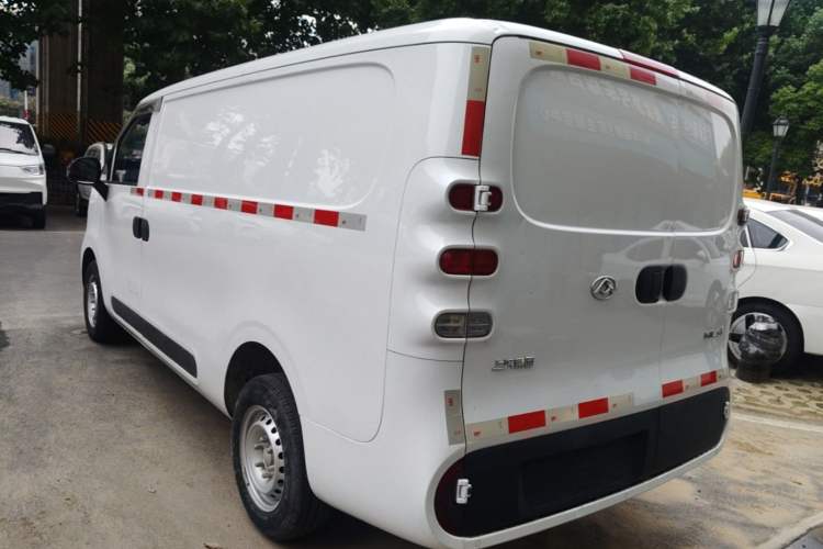 Used SAIC MAXUS Dana V1 2023 V1 Short Wheelbase Low Roof (42 kWh) Rear Left 45 Deg