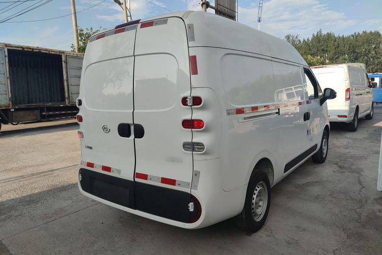 Used SAIC MAXUS Dana V1 2023 V1 Short Wheelbase High Roof (43 kWh) Rear Right 45 Deg