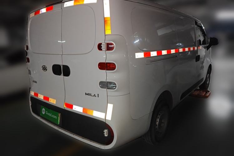 Used SAIC MAXUS Dana V1 2023 V1 Short Wheelbase Low Roof (42 kWh) Rear Right 45 Deg