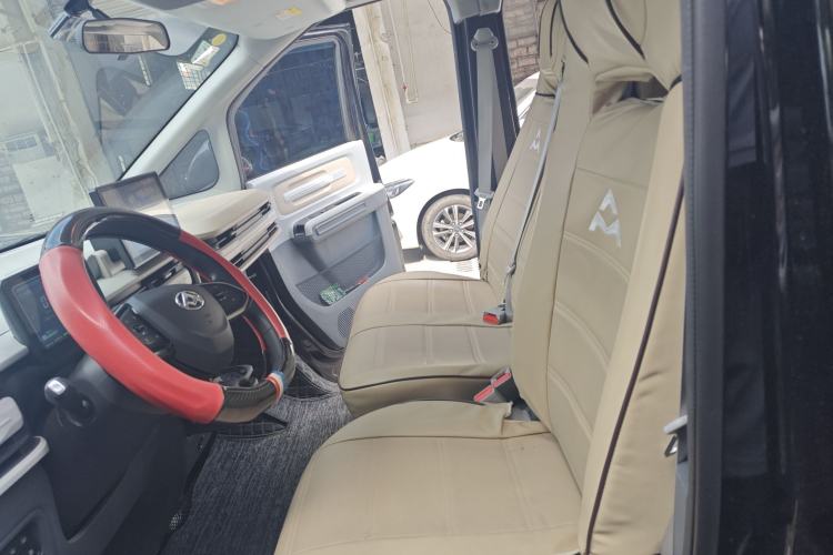 Used SAIC MAXUS Dana V1 2024 V1 Short Wheelbase Low-Roof Multi-Function Version (51 kWh) Left Front Seat